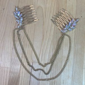 Beautiful rhinestone hair clip